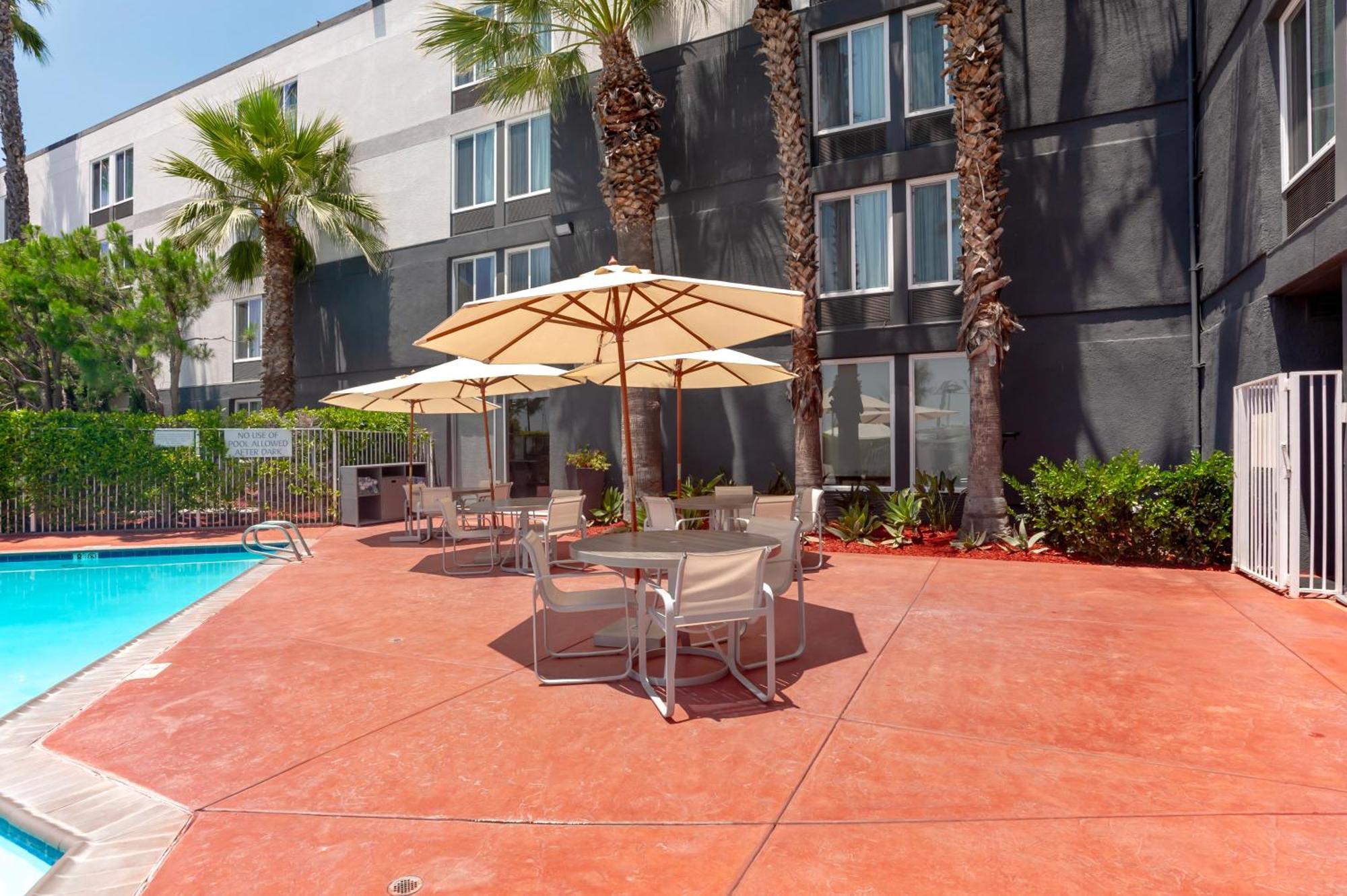 Best Western Plus Commerce Hotel Pico Rivera Luaran gambar